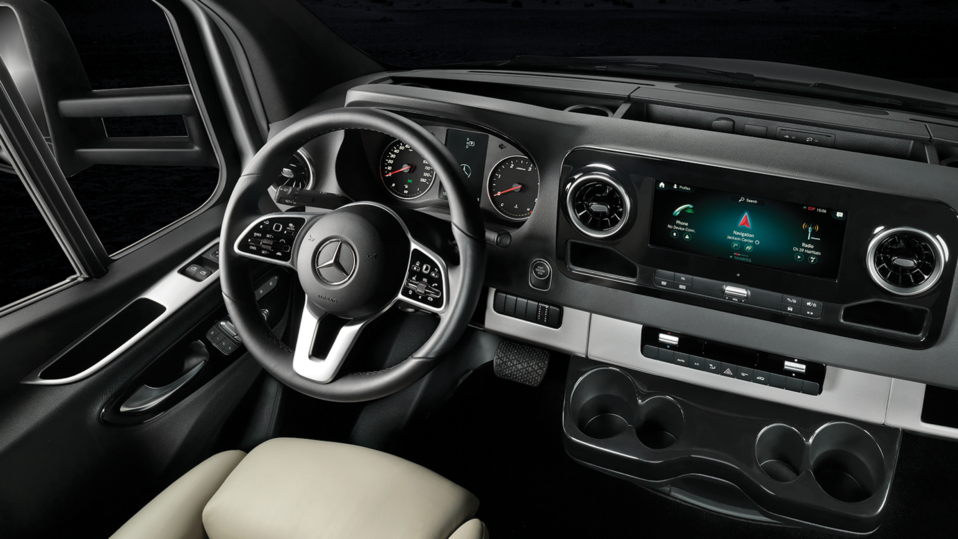 2021-Atlas-Interior-Modern-Greige-Dash-Port