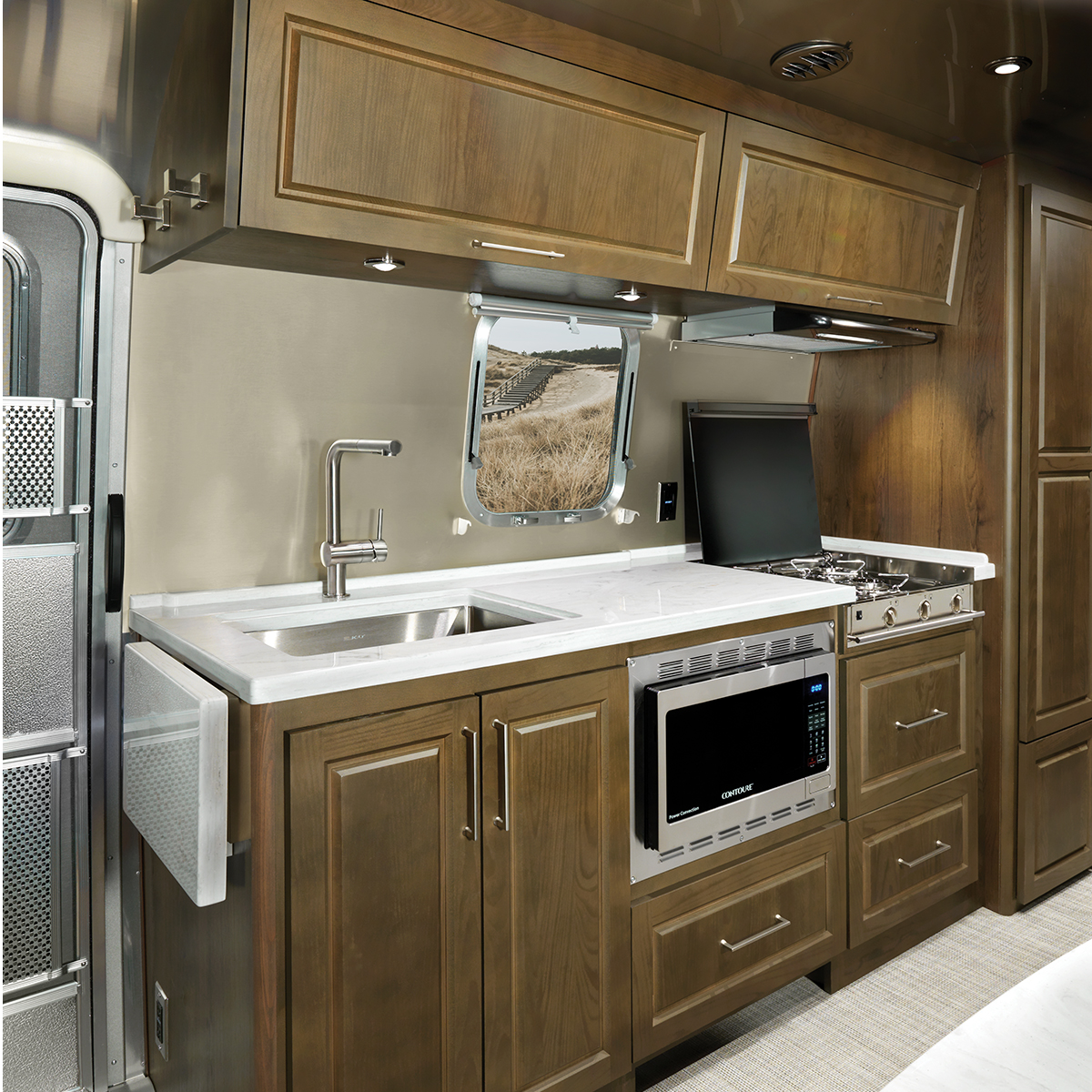 30-RB-Twin-Classic-Floor-Plan-Hot-Spot-Estate-Brown-Earl-Grey-Kitchen