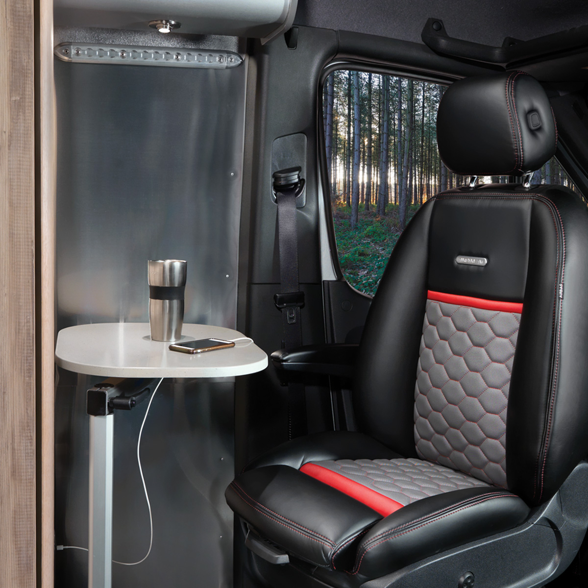 Image: AIR2121-Blog-InterstateXWalkthrough-15-DriversSeatTableSetup.jpg