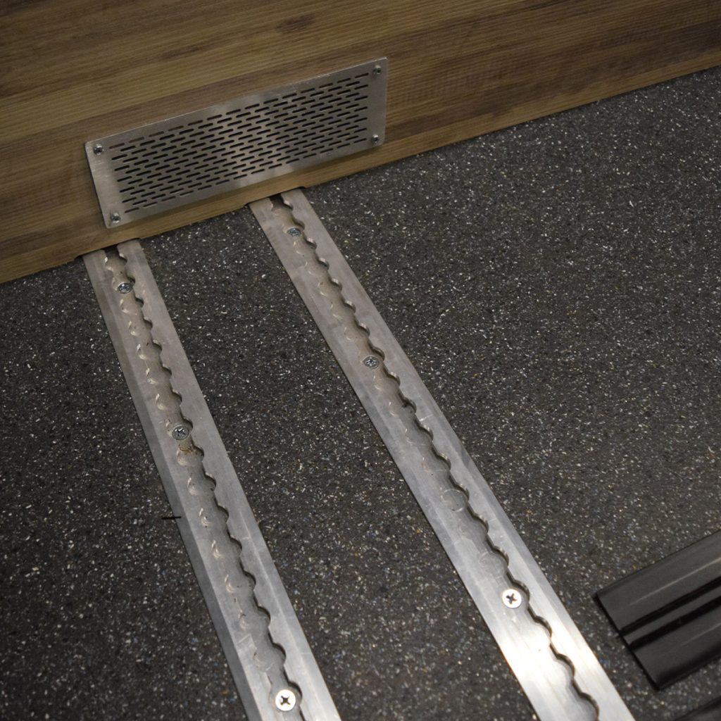 AIR2121-Blog-InterstateXWalkthrough-8-LTrackBottom