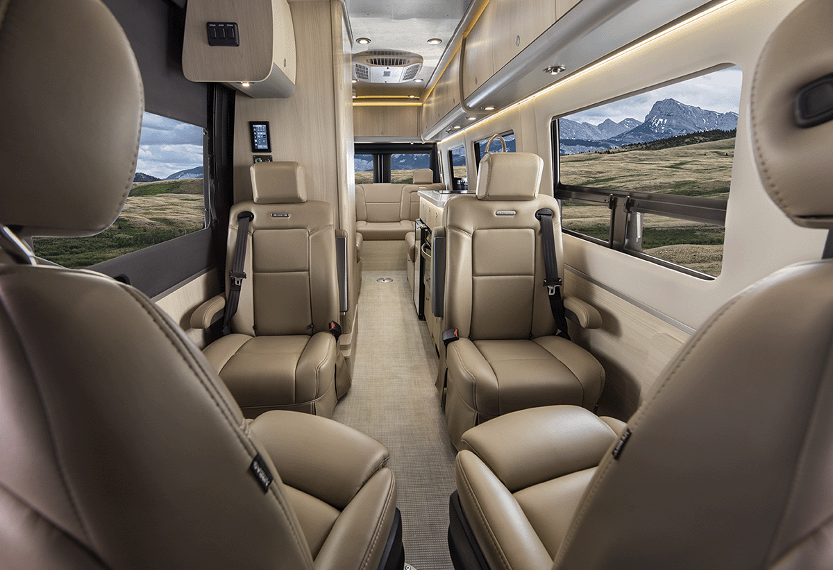 2023 Interstate 24GL Classic Canyon F2B WEB