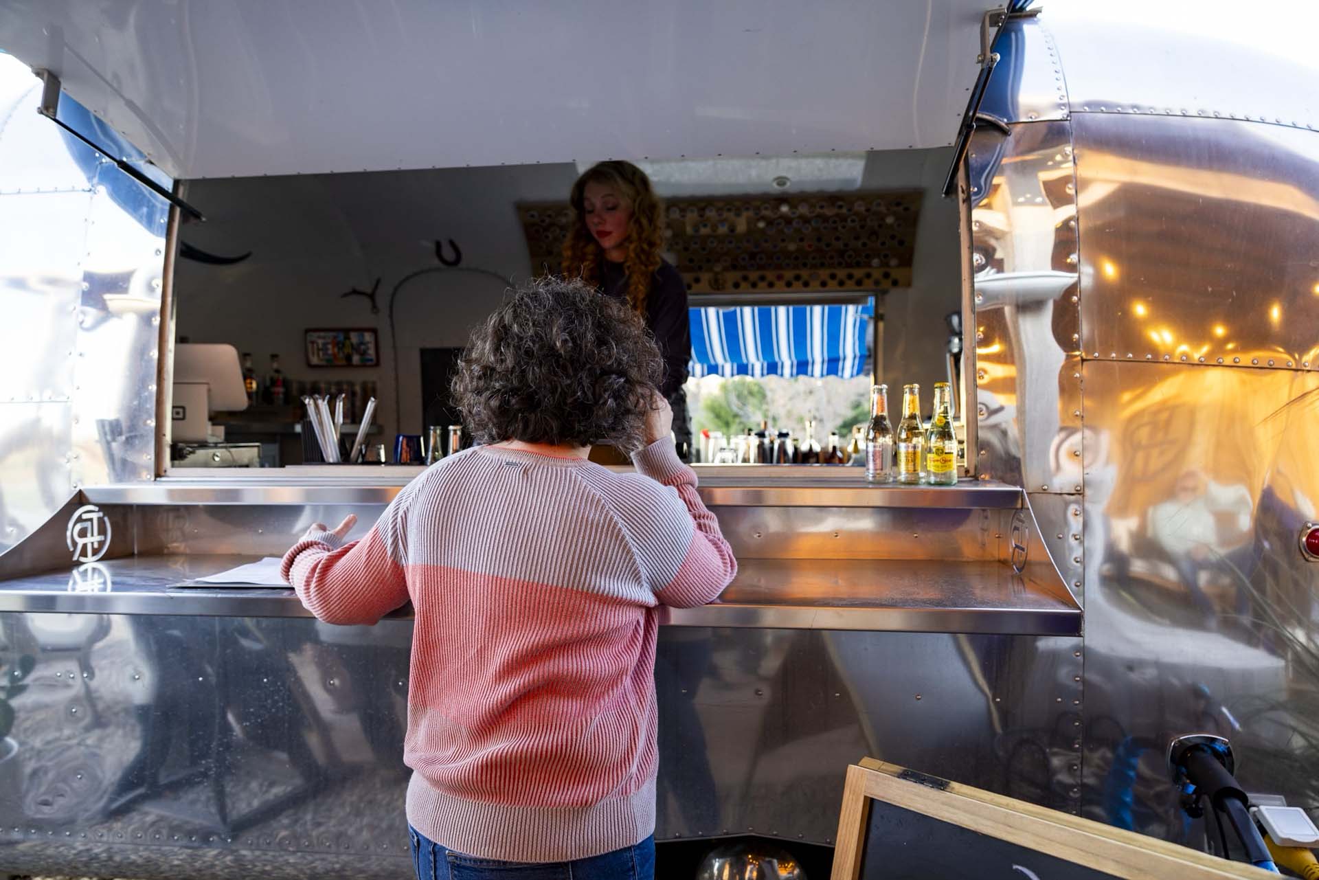 airstream the range globetrotter bar 2