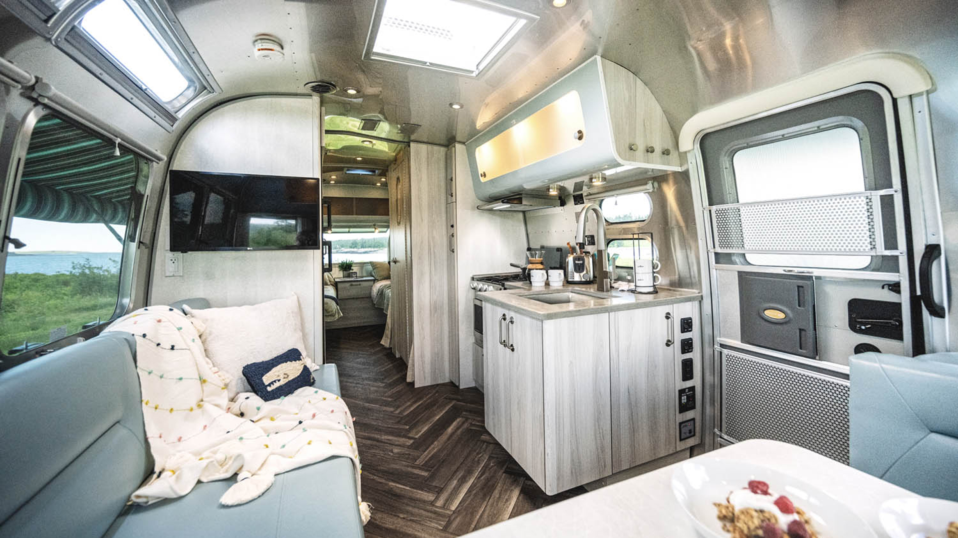 Airstream-International-2022-Lifestyle