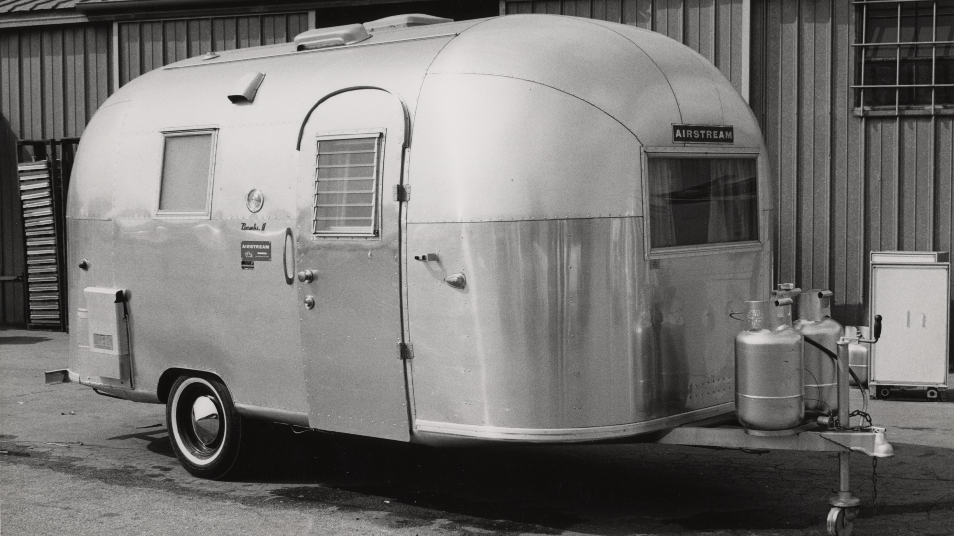 Airstream-Vintage-Bambi