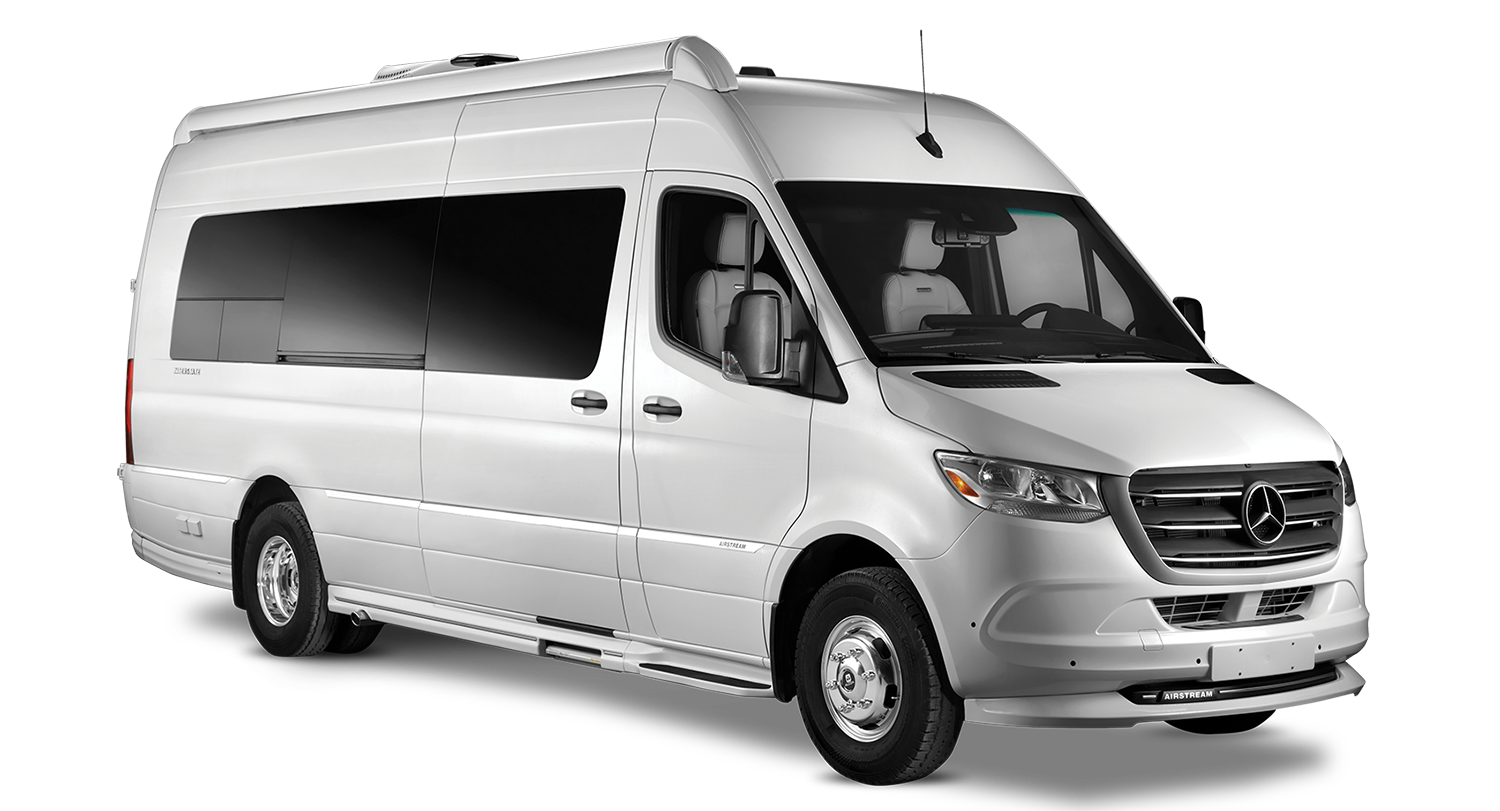 AIRMKT 2021 Interstate 24GL Exterior Front 3 Qtr Arctic White 65281 WEB