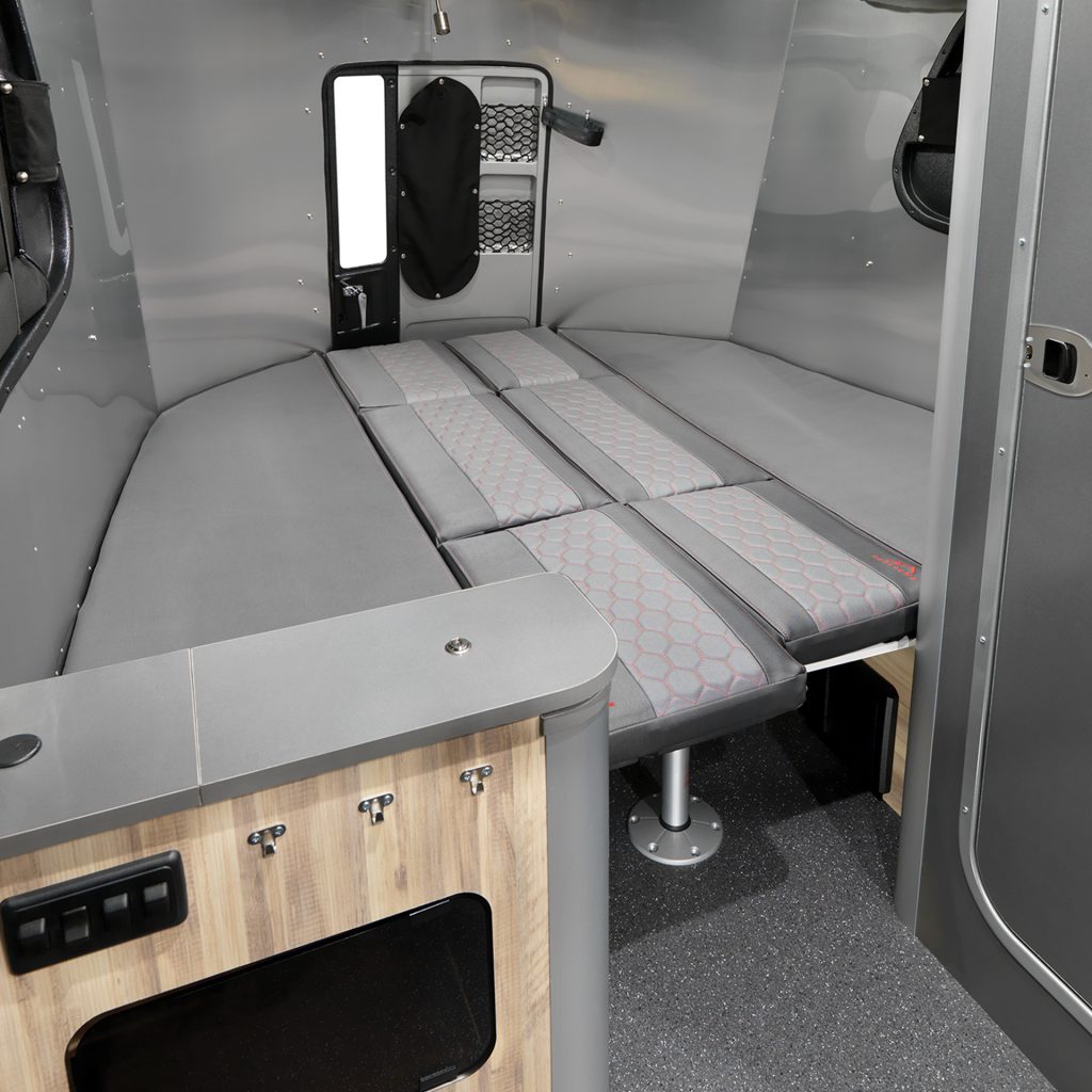 Airstream-Basecamp-16-Full-Bed-config