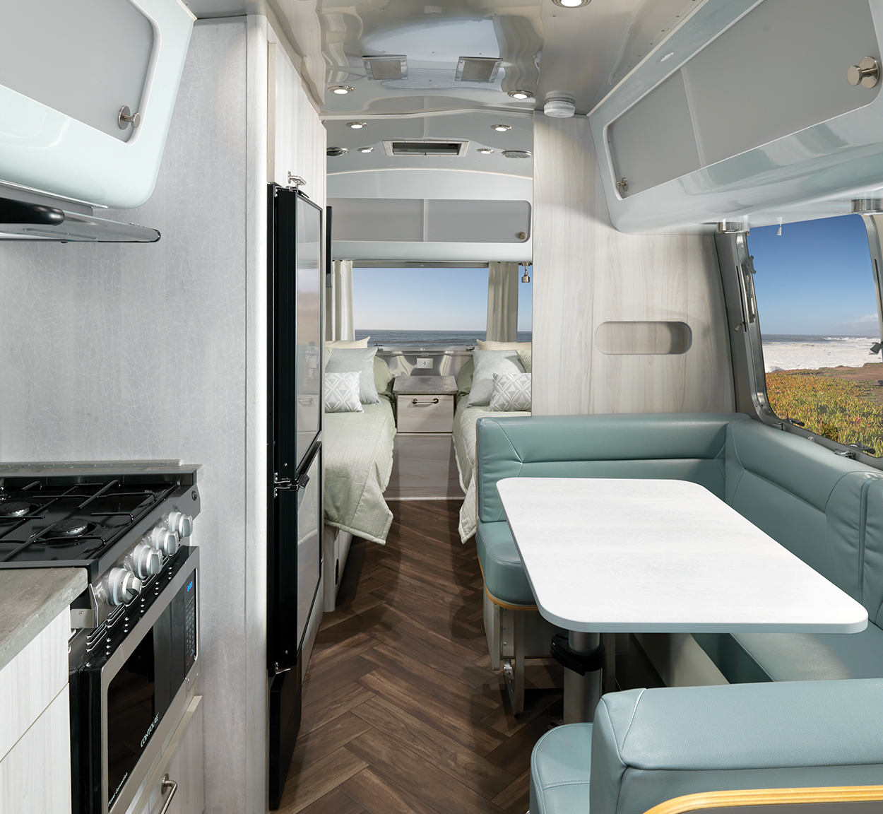 Airstream-International-23FB-Twin-Feature-Blog-Preview