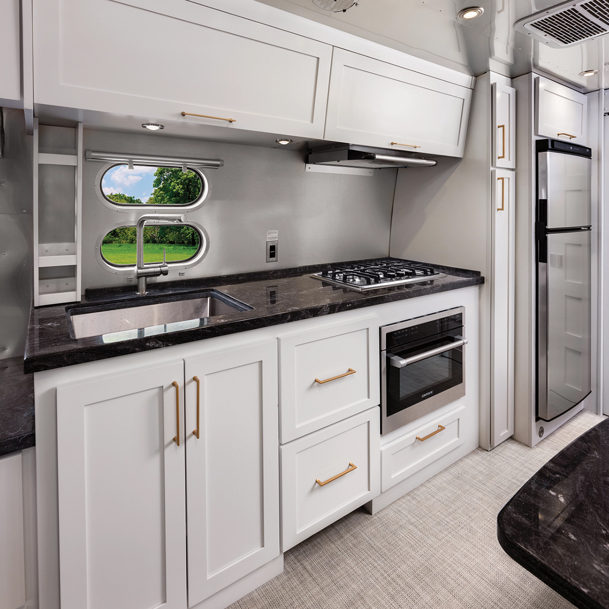 2023 Classic 33 Galley