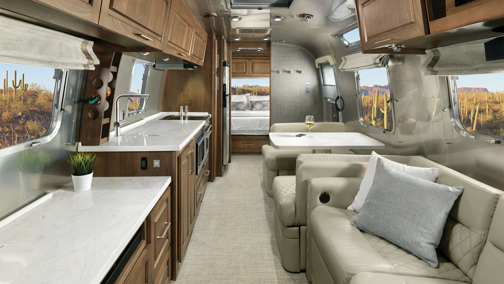 Classic-Desktop-Features-Banner