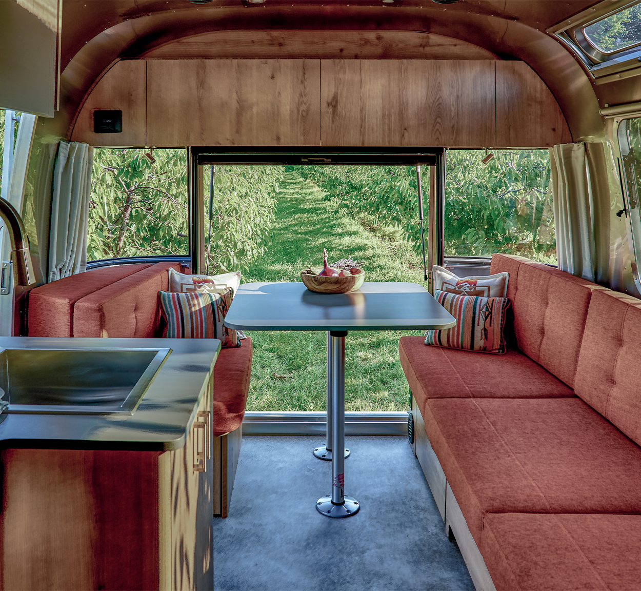 Trade-Wind-Features-Mobile-Banner