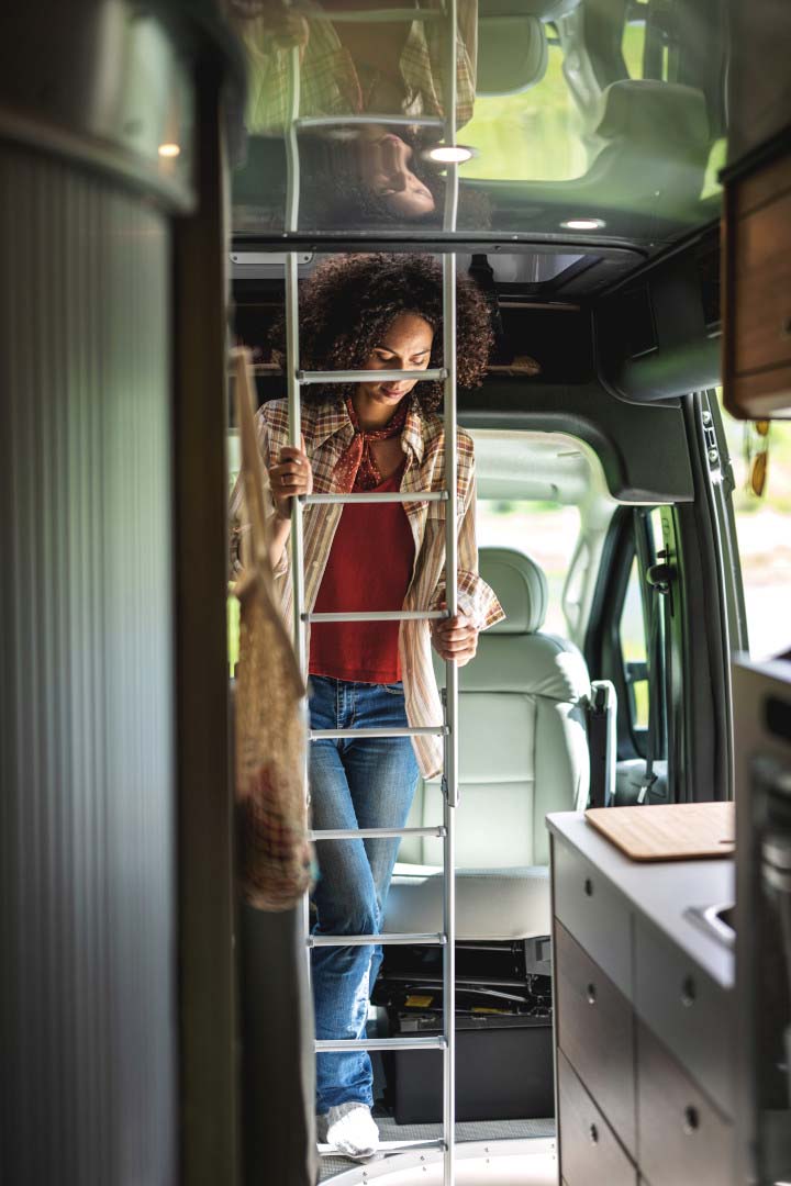 Airstream Rangeline Flexible Use 7