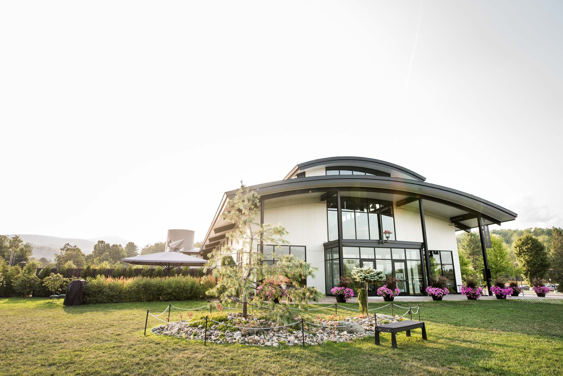 LUVLENS_COMMERCIAL_ALCHEMIST_EXTERIORSUMMER2018-8