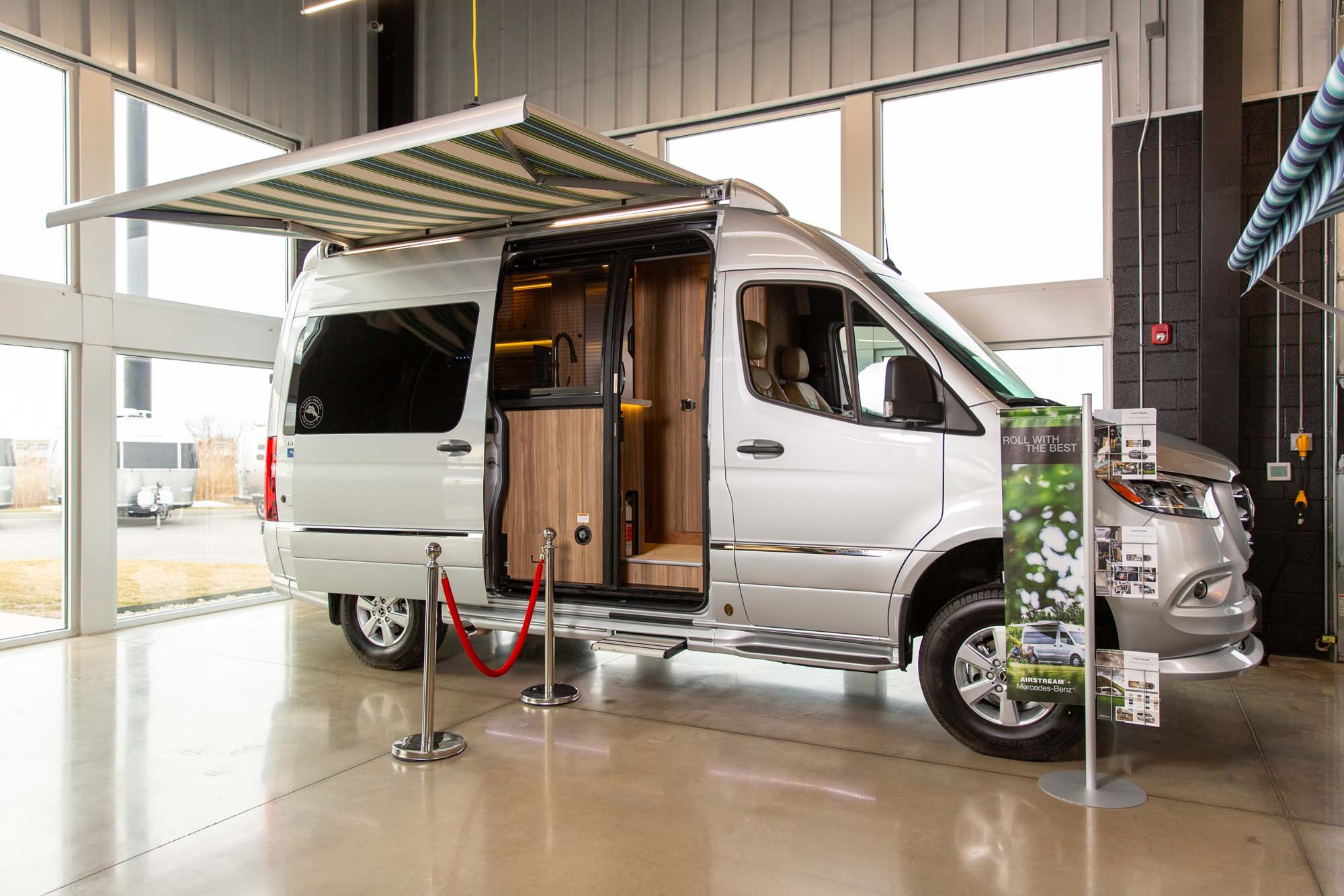 AirstreamDealer-28