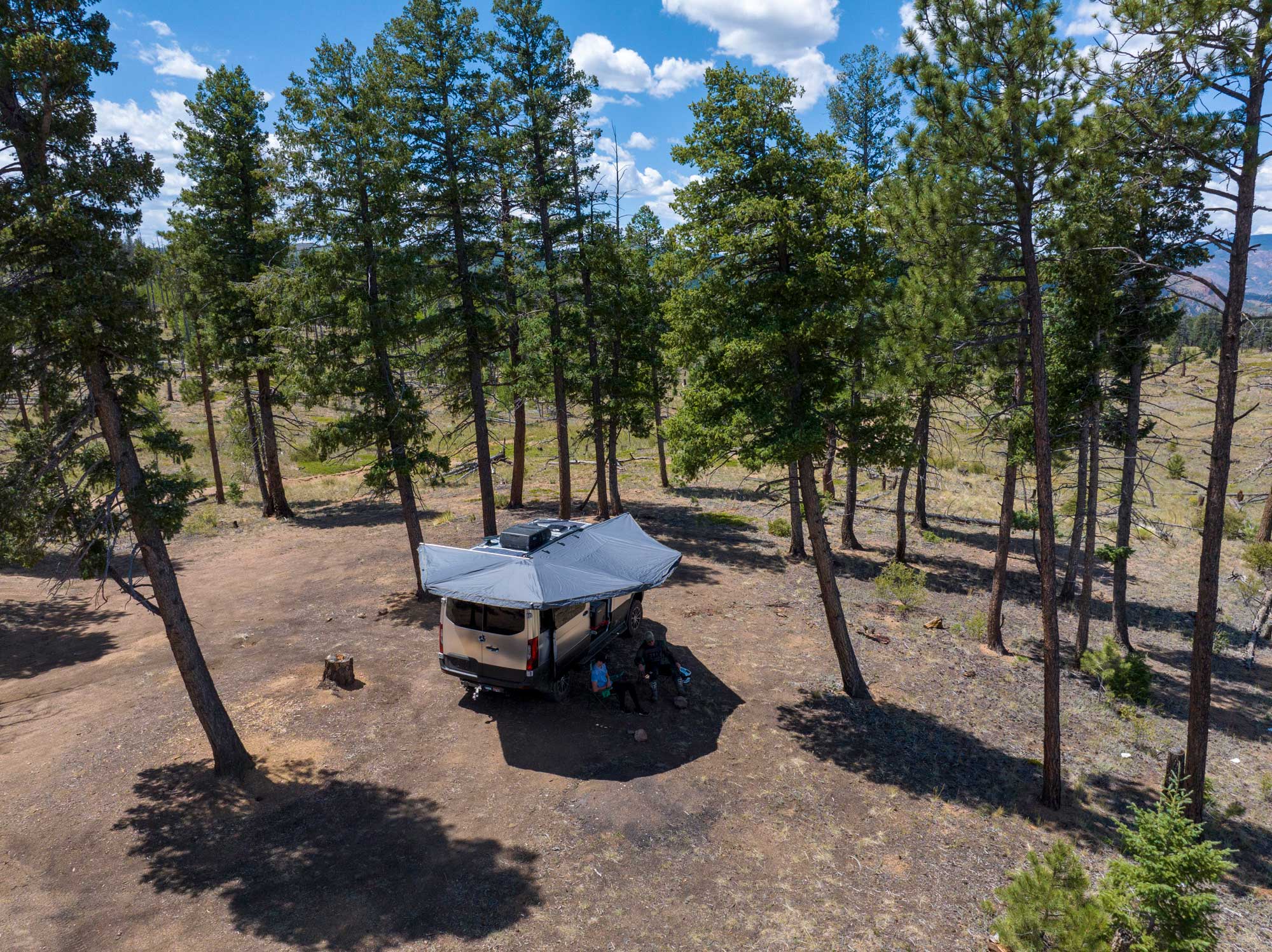 airstream-outland-edition-wrap-around-awning