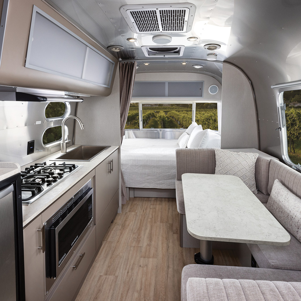 airstream-2025-caravel-preview