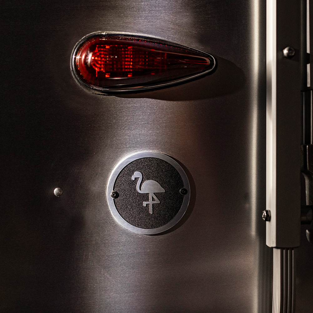 midnight-flamingo-preview-image-badge