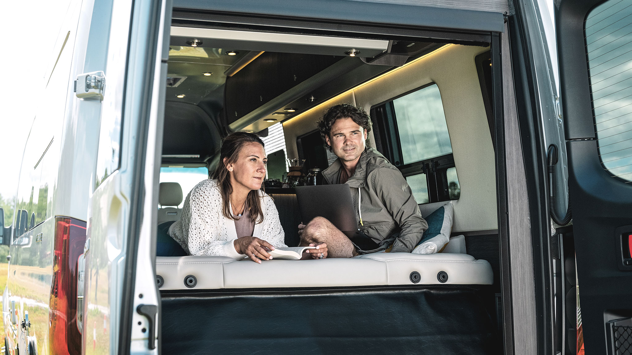 interstate-24GT-is-perfect-for-couples-banner-image