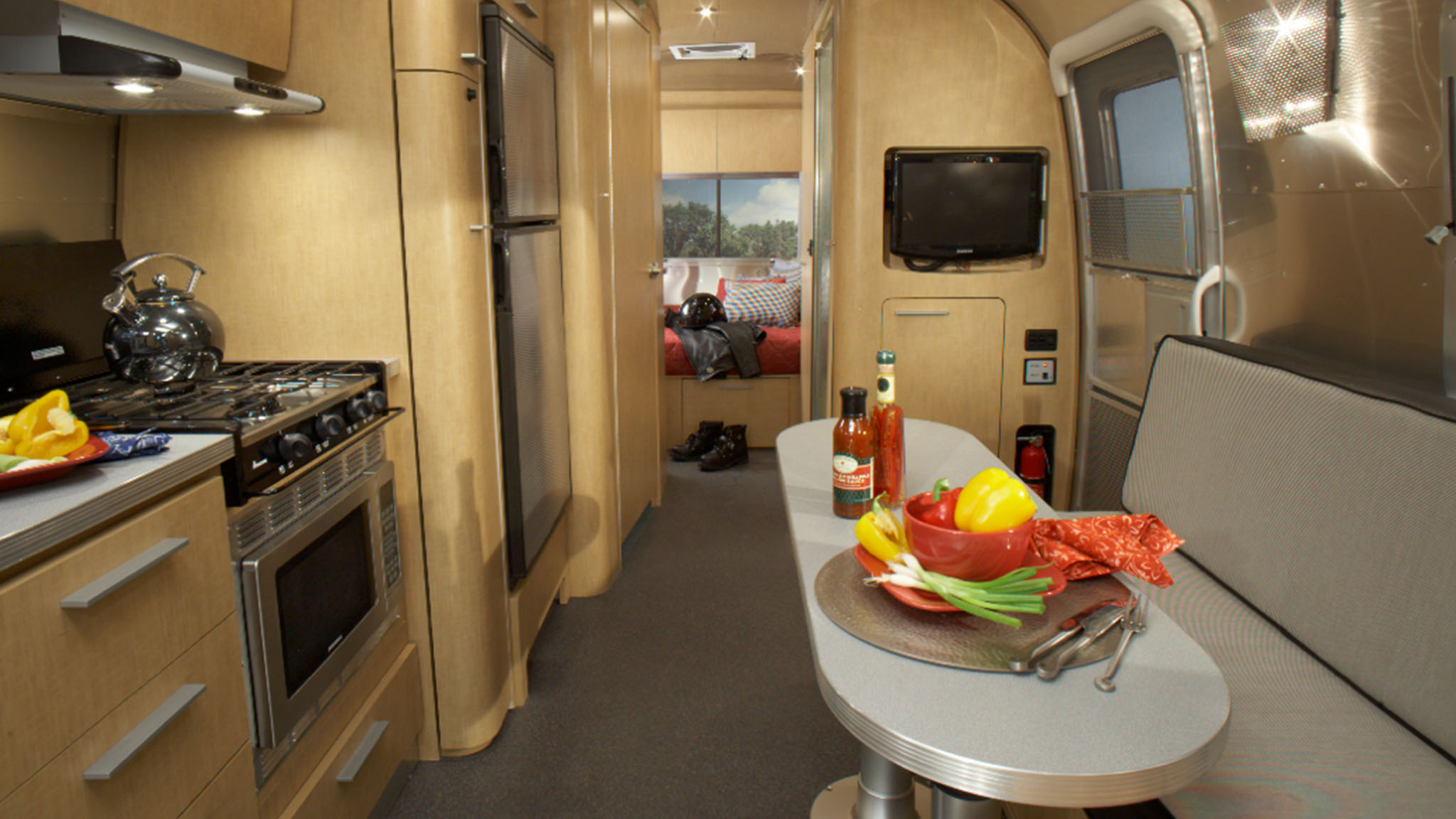 airstream panamerica accountant 2 with ben affleck resized 6