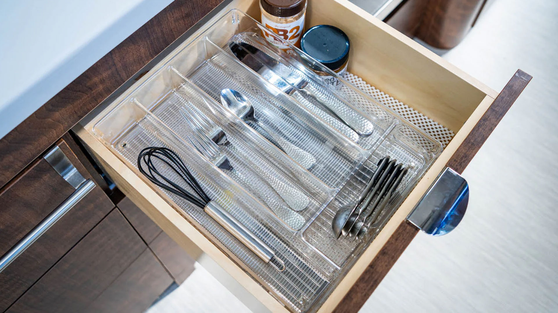 Airstream-drawer-organizer-(resize-2)