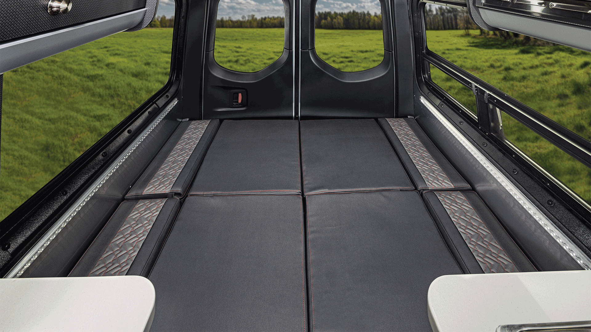 Interstate19X-rear-bed1920x1080