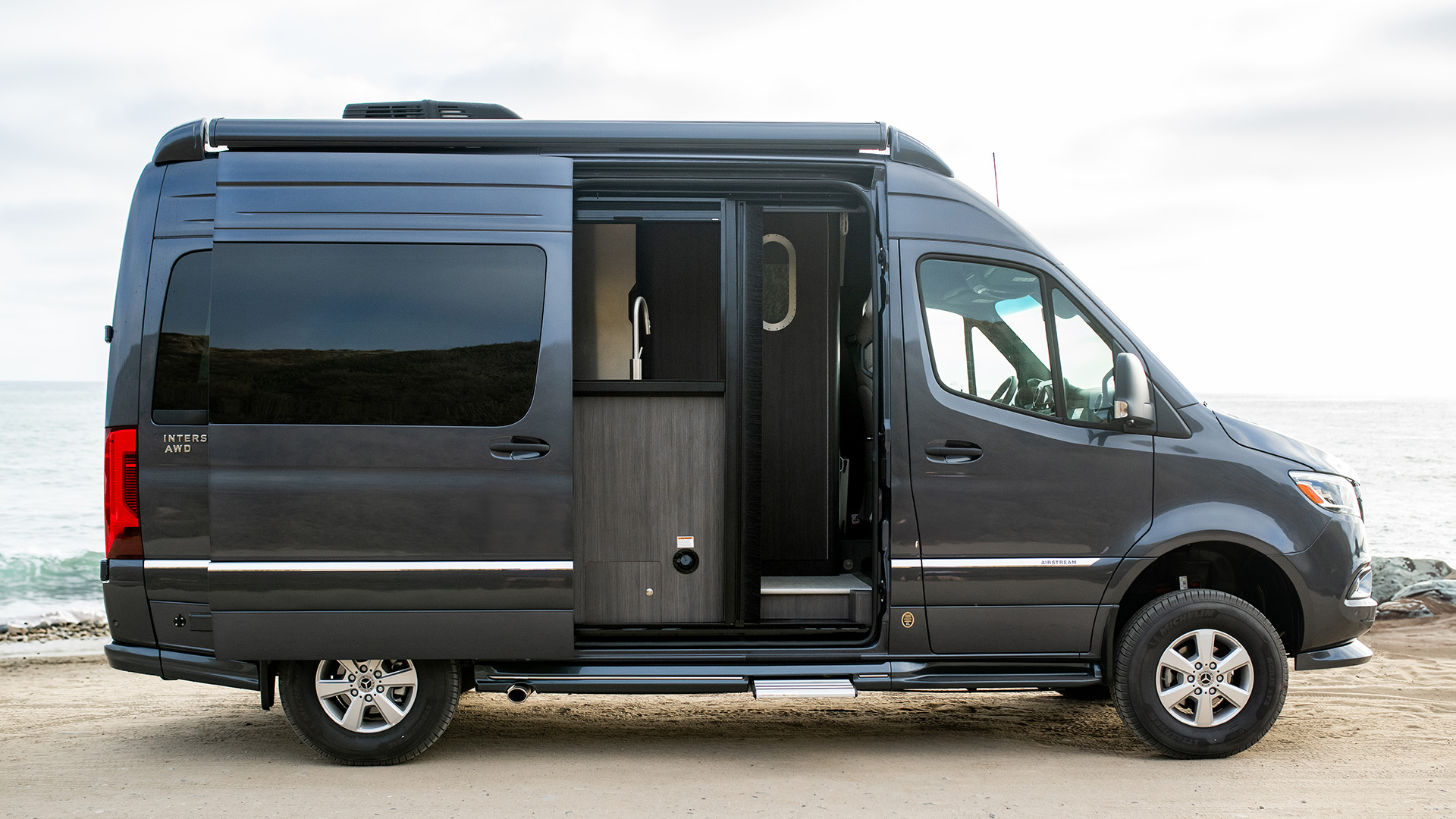 Class Mercedes Sprinter 19 Airstream Interstate Nineteen SE