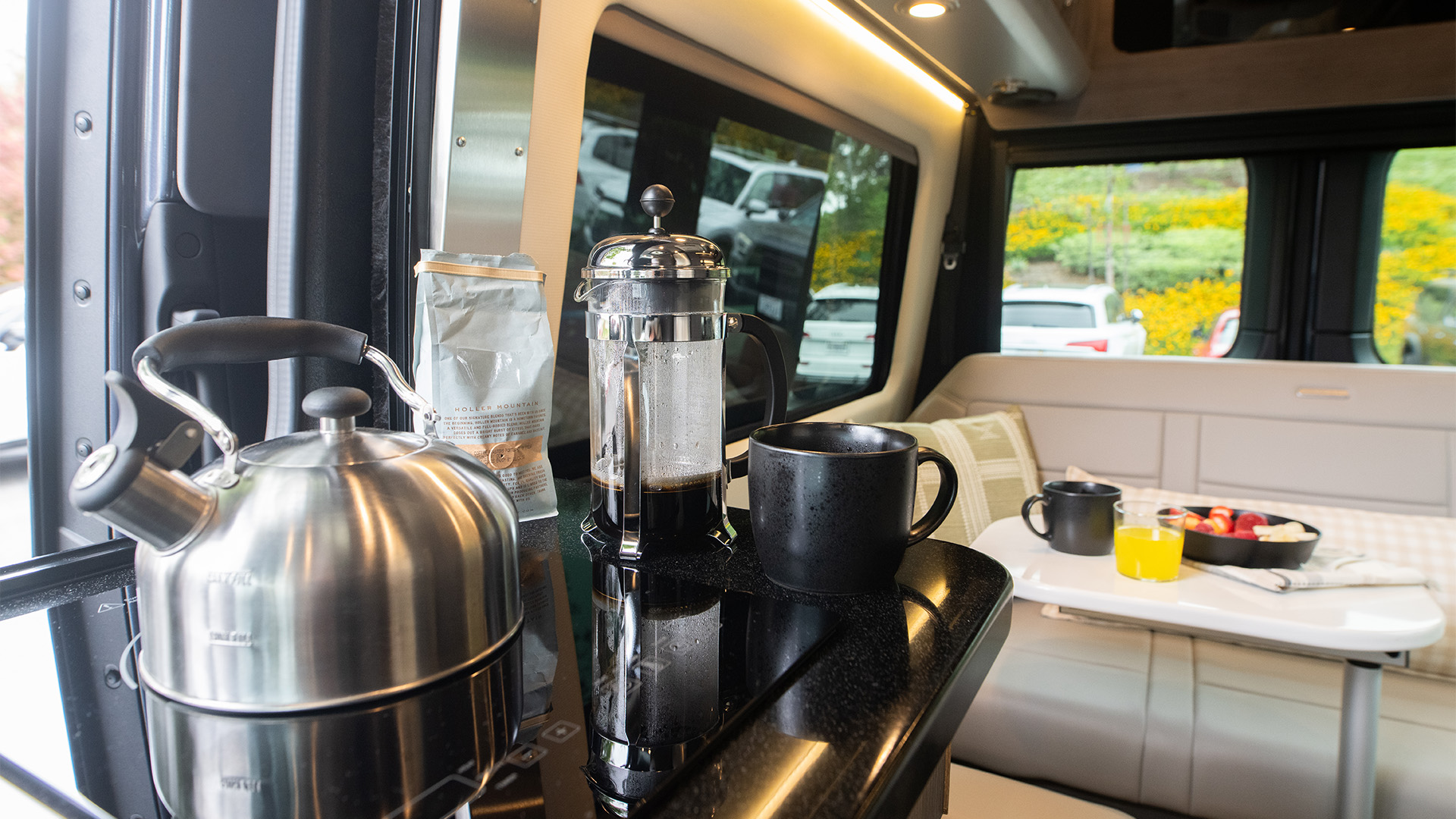 2026Interstate 19GT CA Galley 1920x1080