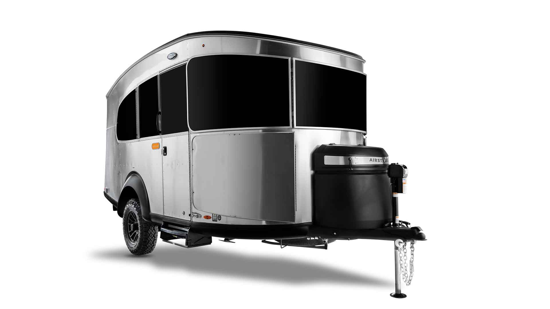 Basecamp-Exterior-Studio-3-4-Curb