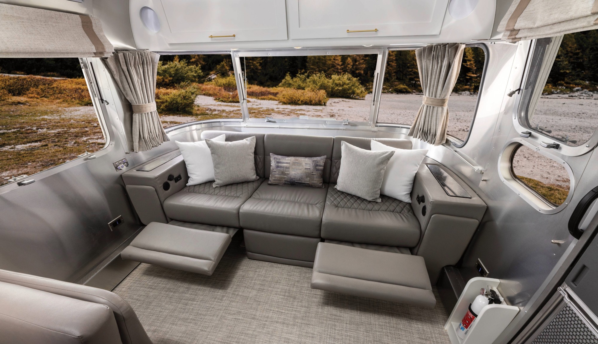 Airstream Classic Travel Trailer 2026 New Sofa Design 
