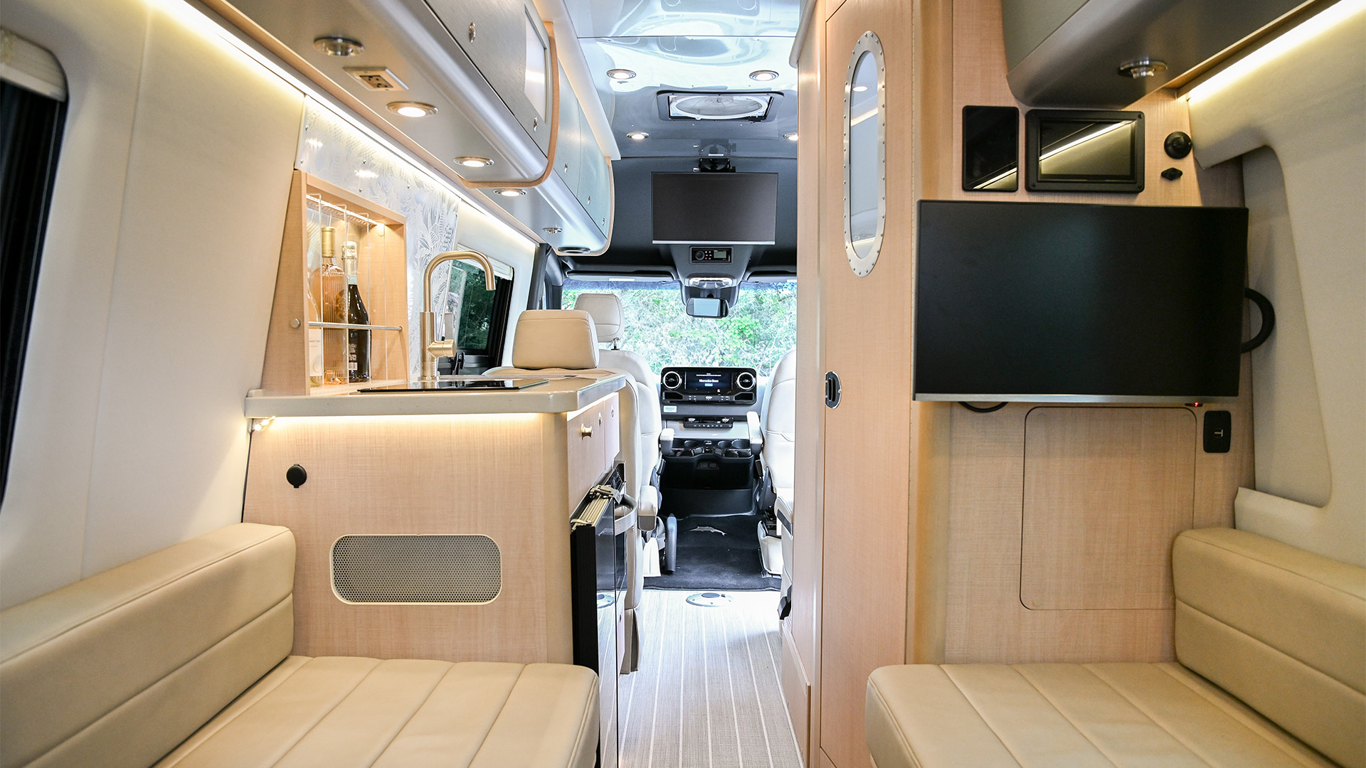 24GL TB Interior Gallery Images (3)