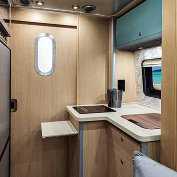 Interior Hot Spot 360x360 Galley TB