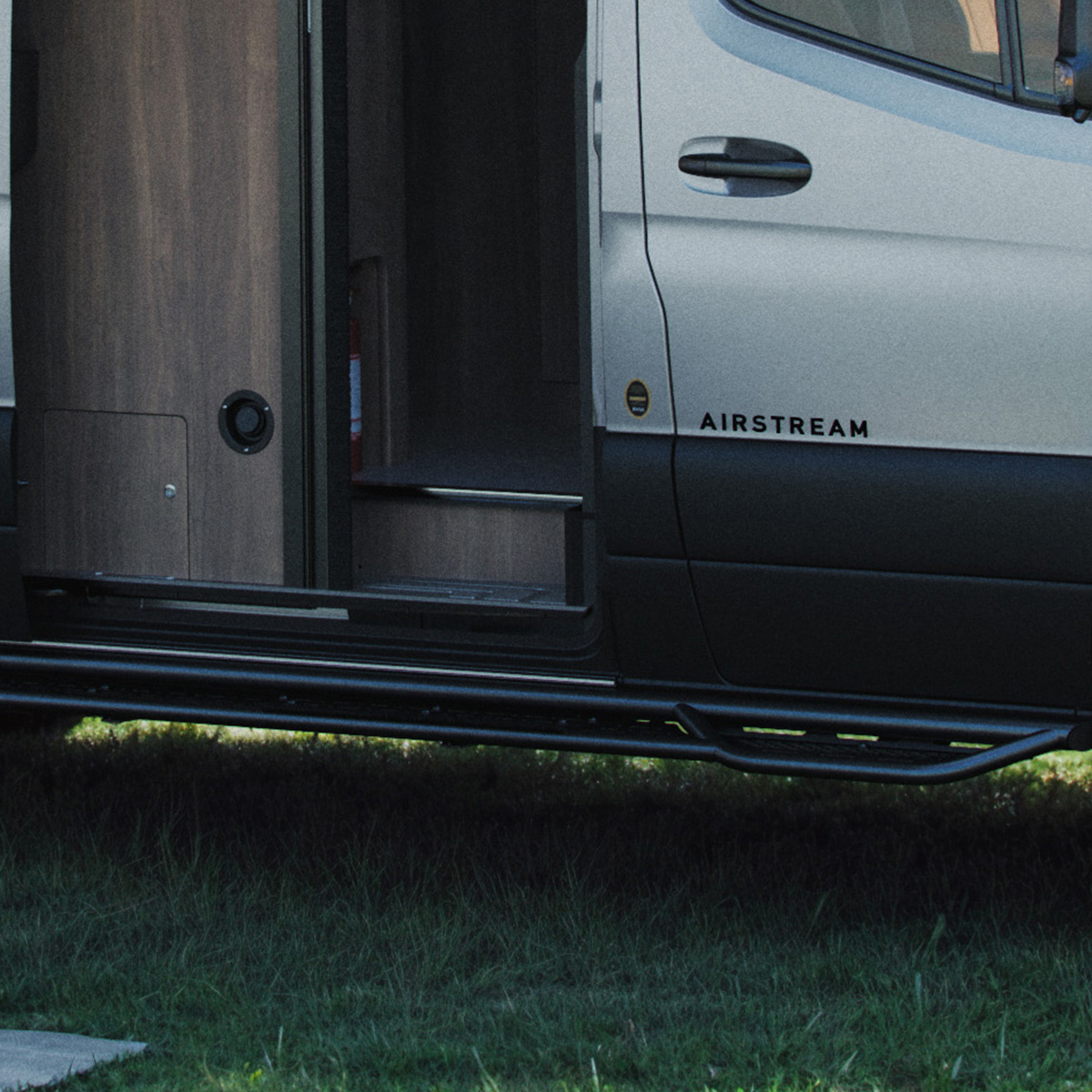 Running BOrad 21200x1200 619GTX Featur