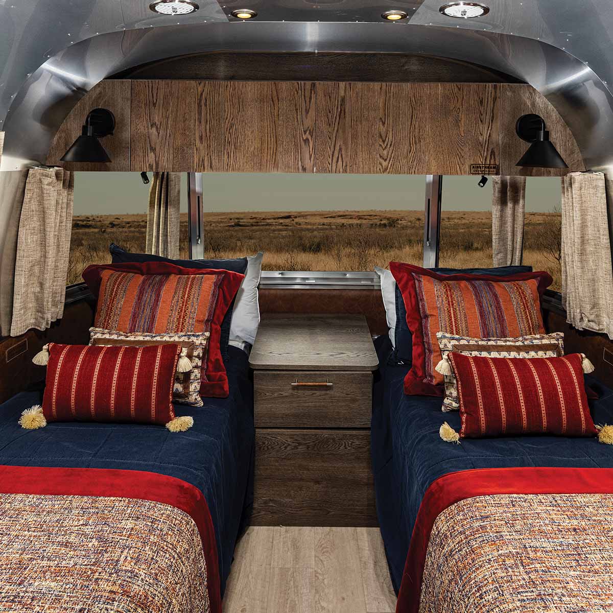 Keep Exploring 1200x1200Stetson Twin BEds