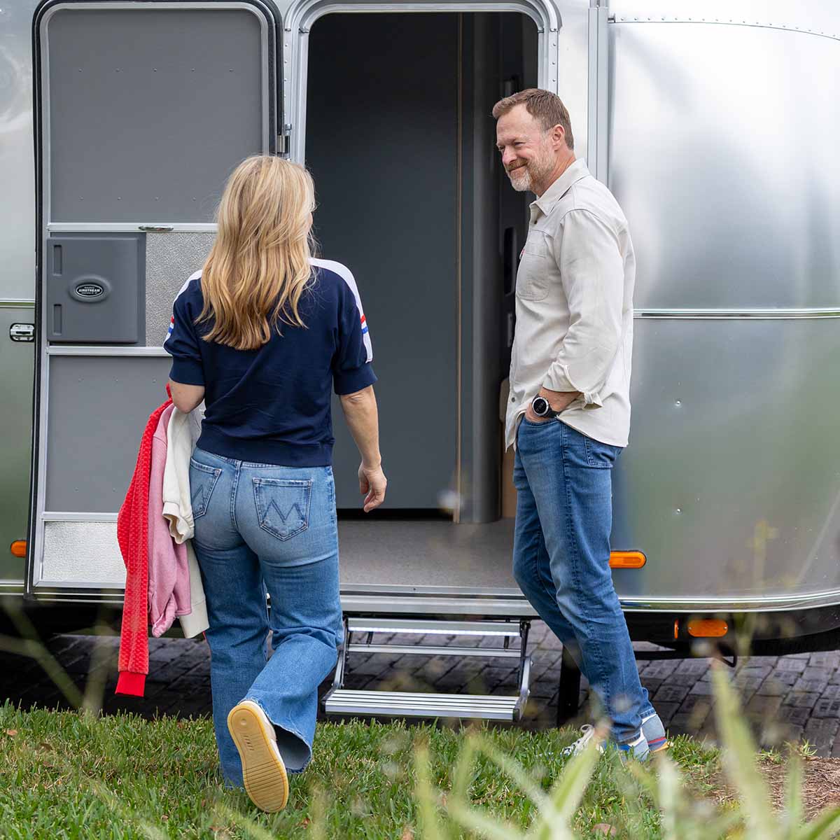 Keep Exploring 1200x1200 2WT22RB